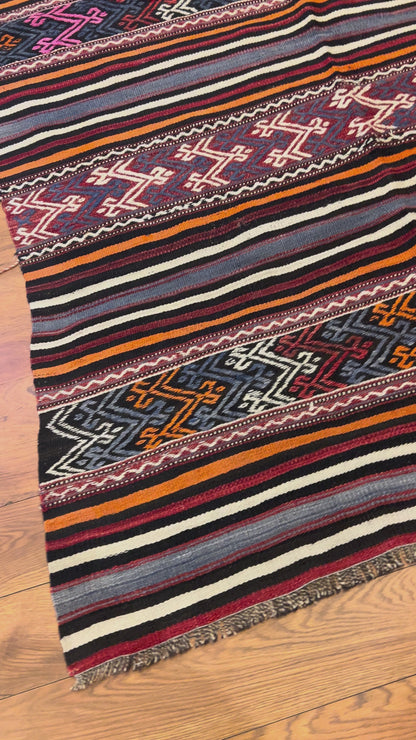 Vintage Embroidered Anatolian Kilim Rug – 94” × 57” | Approx. 70 Years Old | Natural Root-Dyed Wool Tribal Flatweave