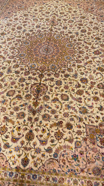 8x12 Silk Rug – Ivory & Beige Floral Medallion Woven Area Rug – Elegant Traditional Large Rug