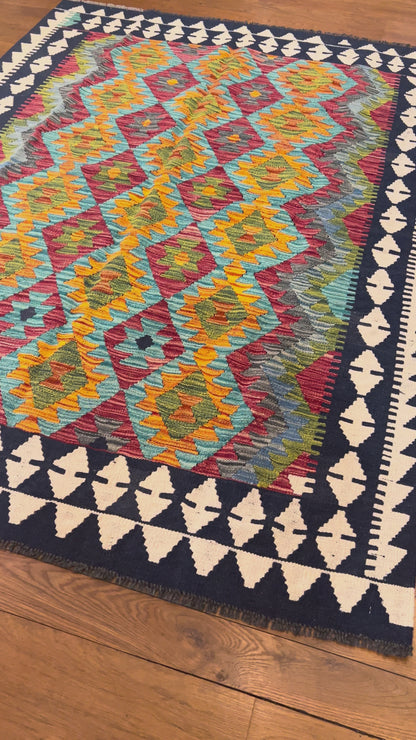 5x7 Fine Quality Handwoven Turkish Kilim Rug – Pastel Geometric Anatolian Area Rug