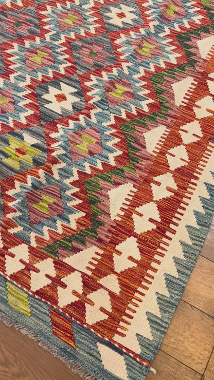 5x7 Fine Quality Handwoven Turkish Kilim Rug – Colorful Geometric Anatolian Rug